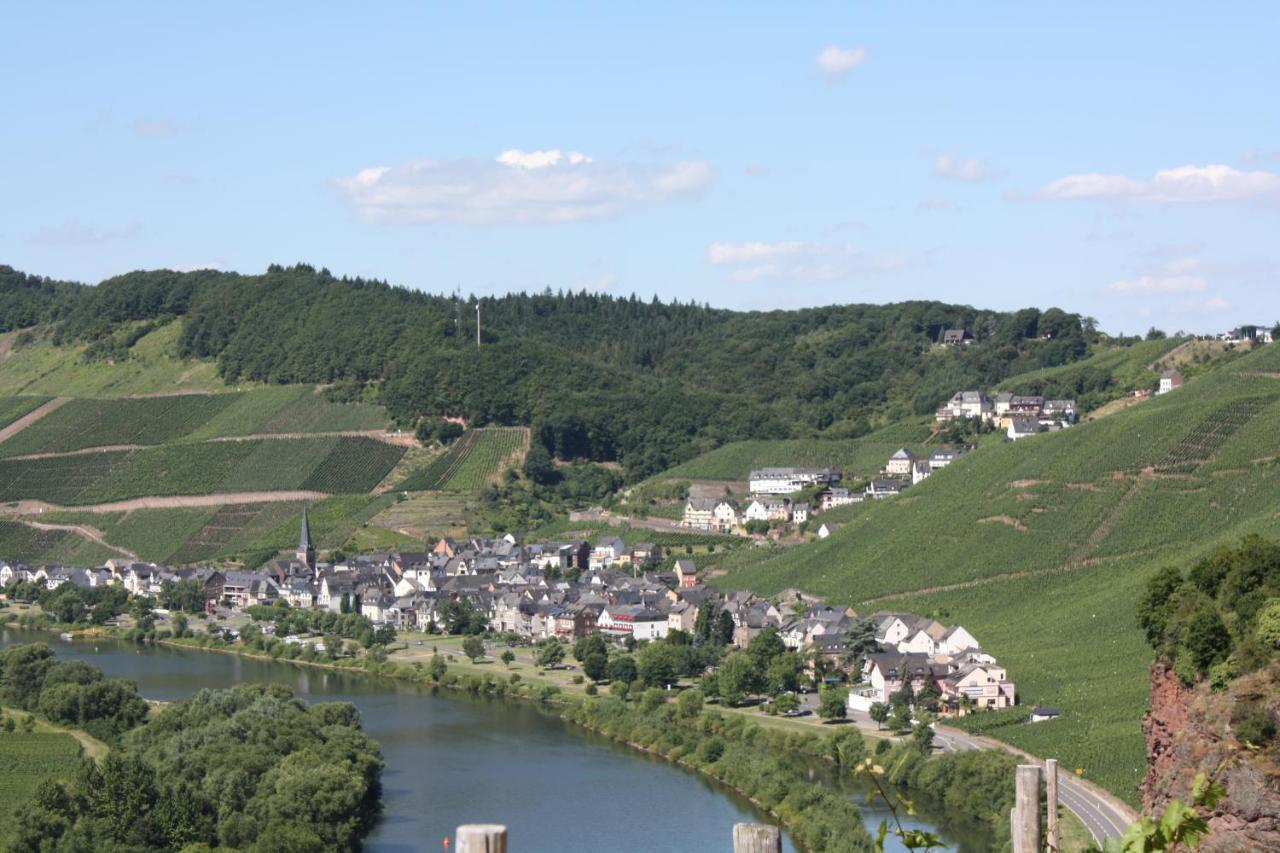 Ferienwohnung "Am Wald 2" Boppard Exterior photo