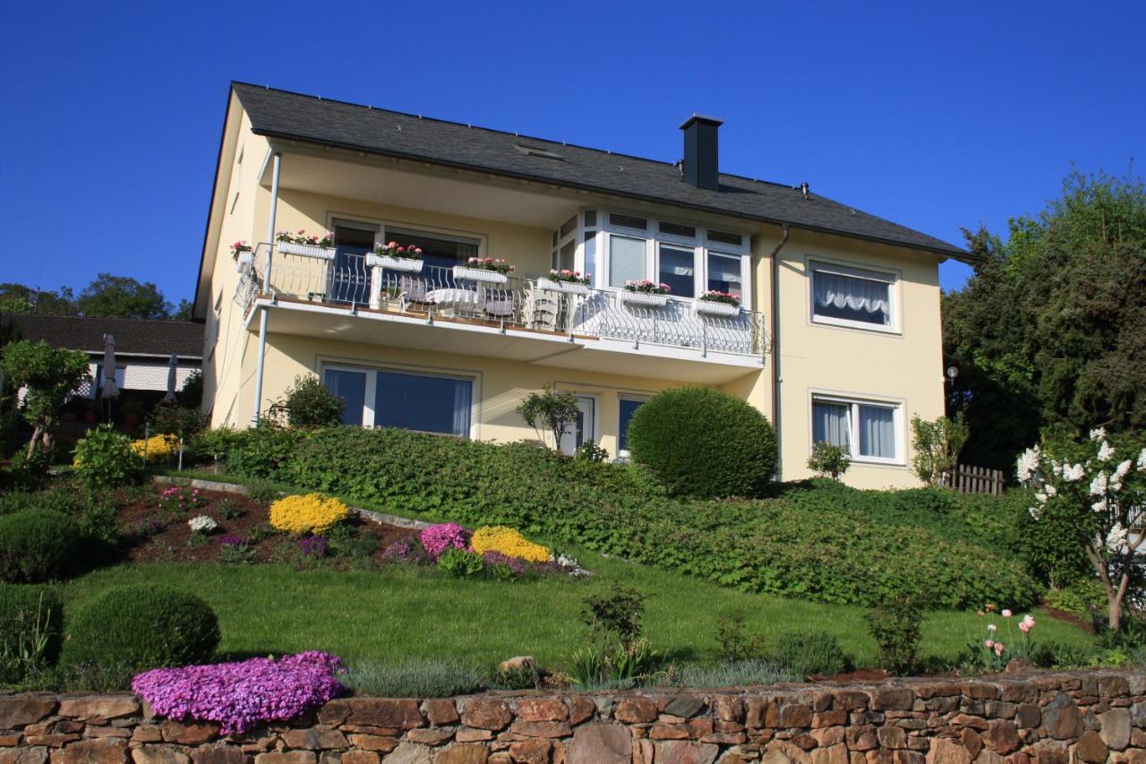 Ferienwohnung "Am Wald 2" Boppard Exterior photo